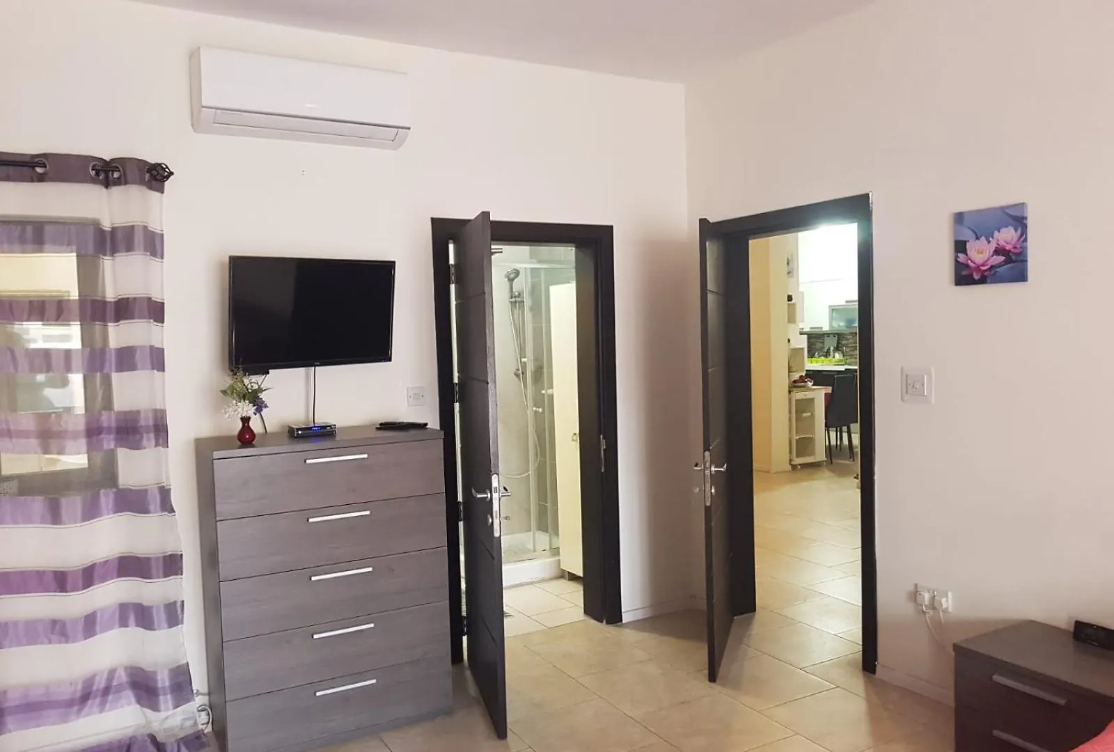 דירות Pietà Inessa'S Flat 0*,  מלטה