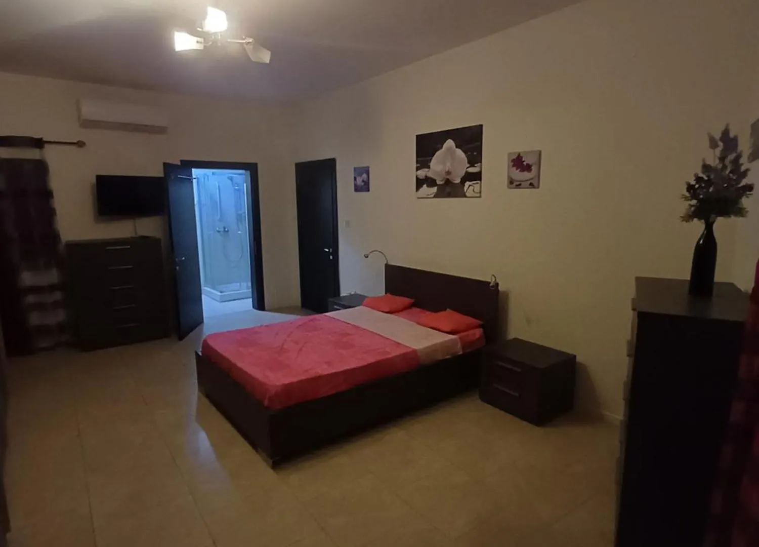 דירות Pietà Inessa'S Flat